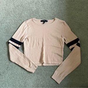 EUC Women’s Forever 21 Cropped Long Sleeve Knit Top size Small in Beige